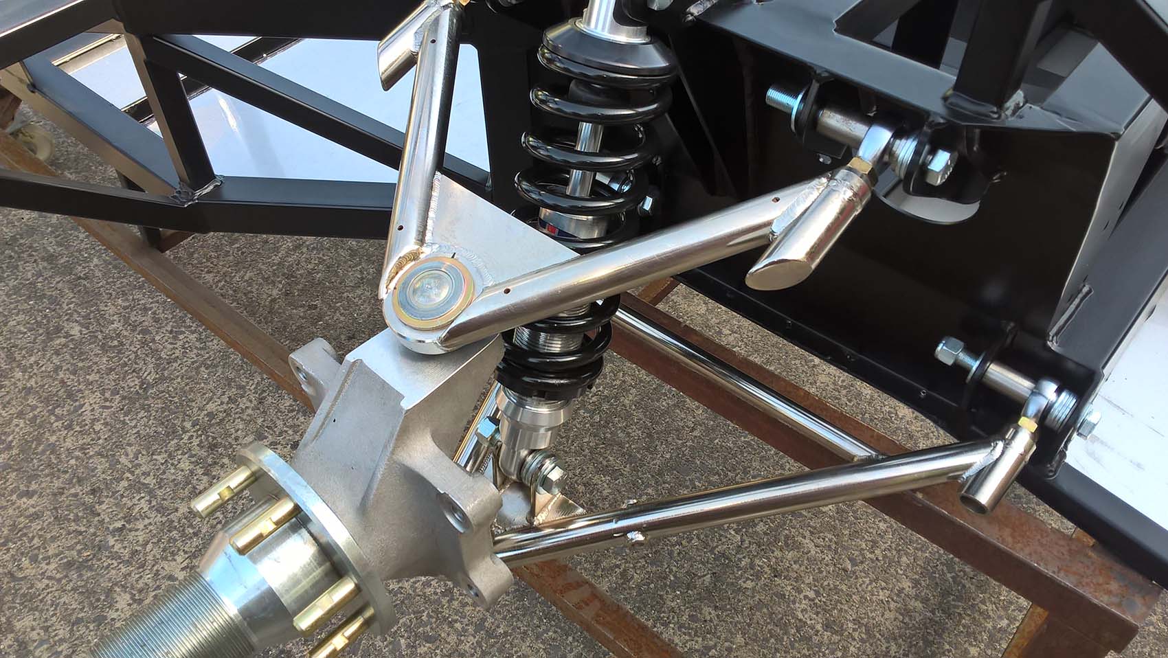 GT Racing. GT40 Specialists. mid engine vehicle design and specialist